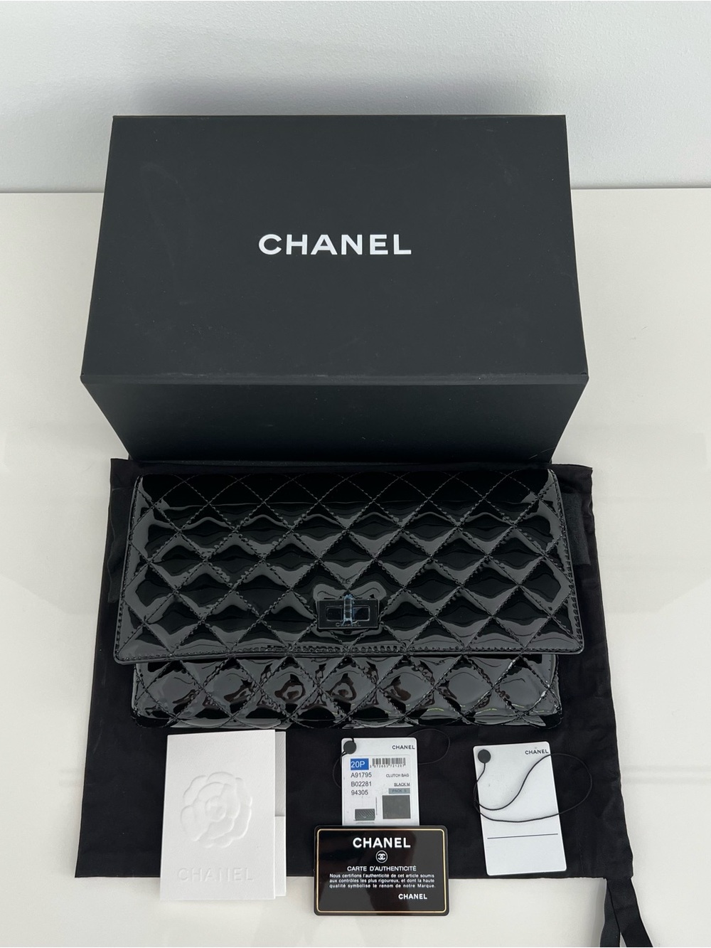 CHANEL 20P REIUSSUE BLACK ON BLACK PATENT LEATHER CLUTCH NIB!